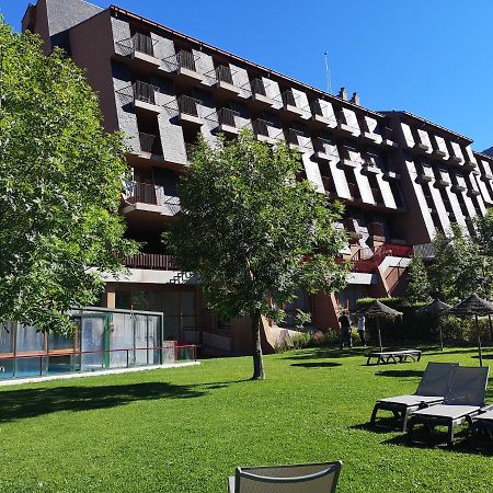 Evenia Monte Alba Hotel Cerler Buitenkant foto