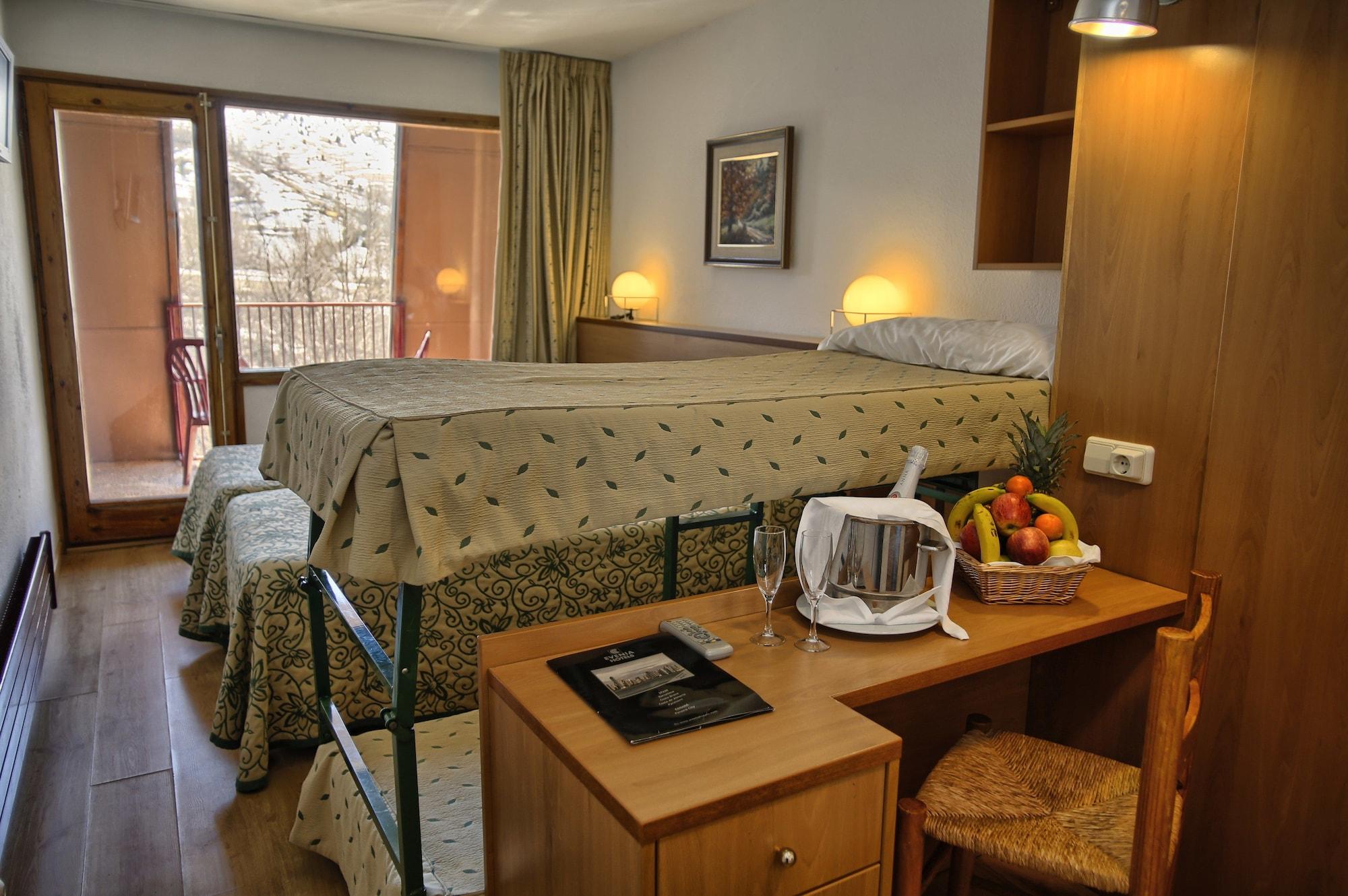 Evenia Monte Alba Hotel Cerler Buitenkant foto