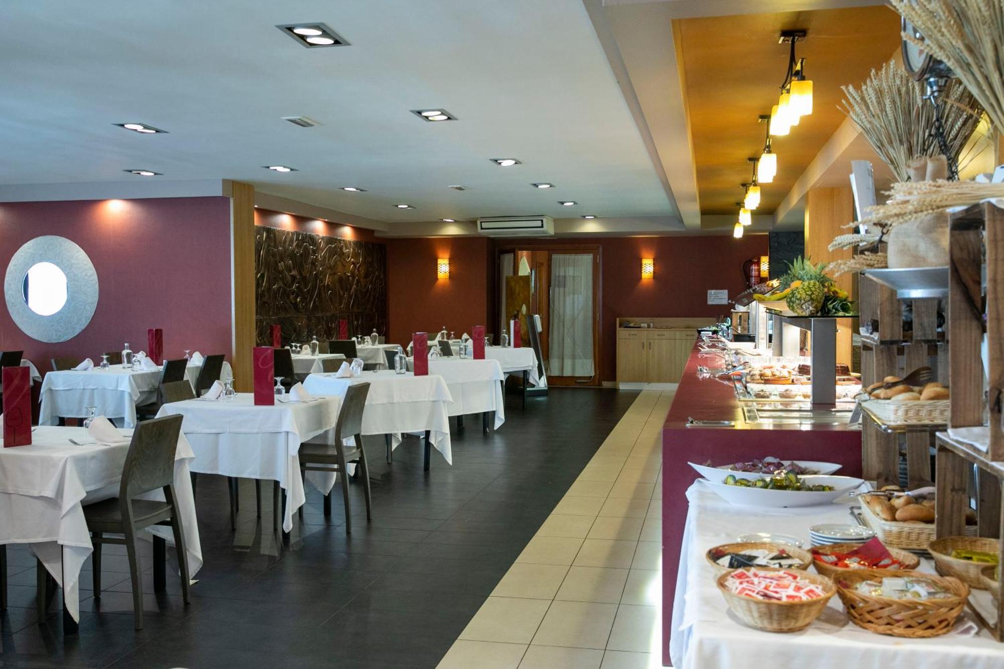 Evenia Monte Alba Hotel Cerler Buitenkant foto
