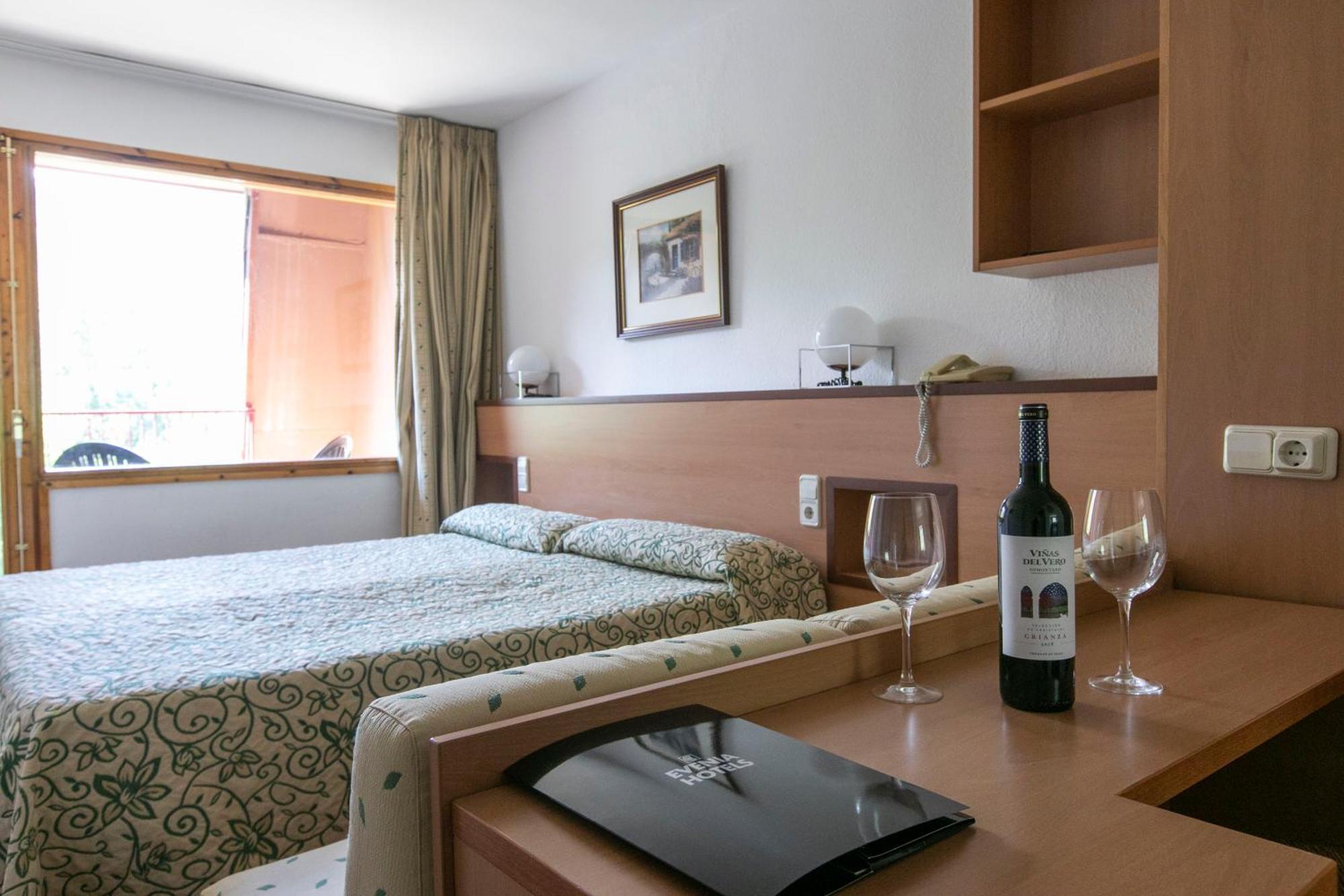 Evenia Monte Alba Hotel Cerler Buitenkant foto