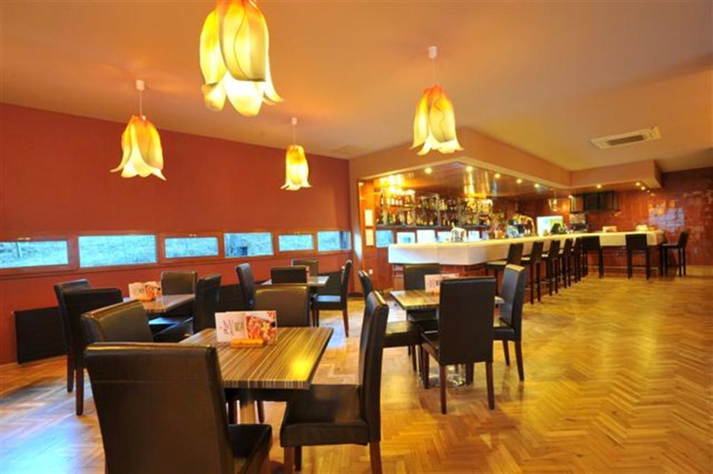 Evenia Monte Alba Hotel Cerler Buitenkant foto