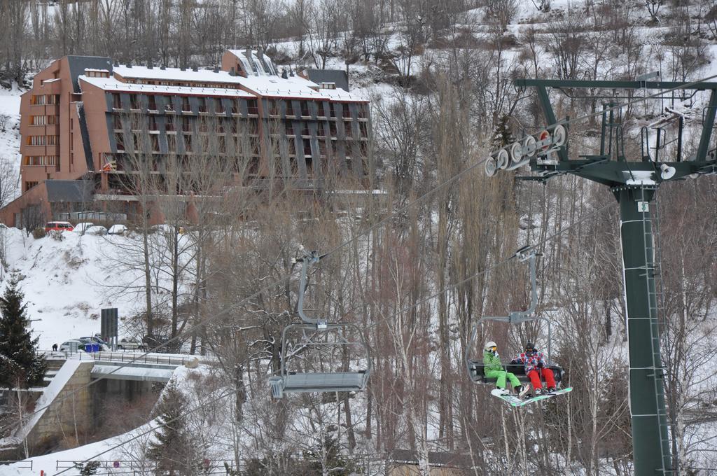 Evenia Monte Alba Hotel Cerler Buitenkant foto