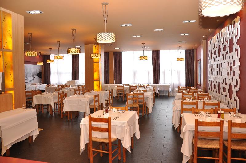 Evenia Monte Alba Hotel Cerler Buitenkant foto
