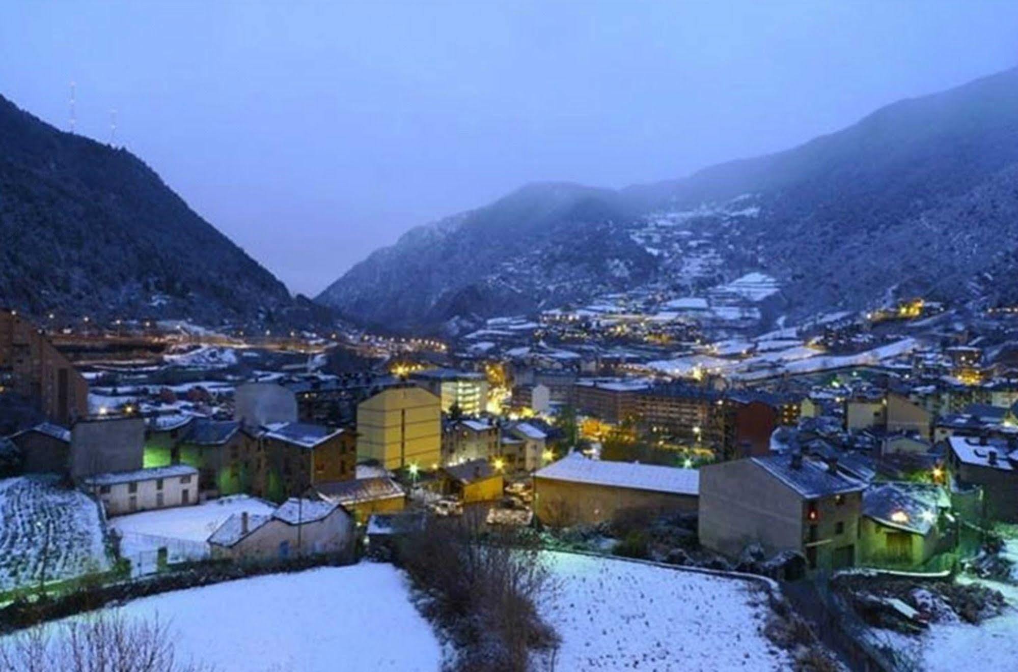 Evenia Monte Alba Hotel Cerler Buitenkant foto