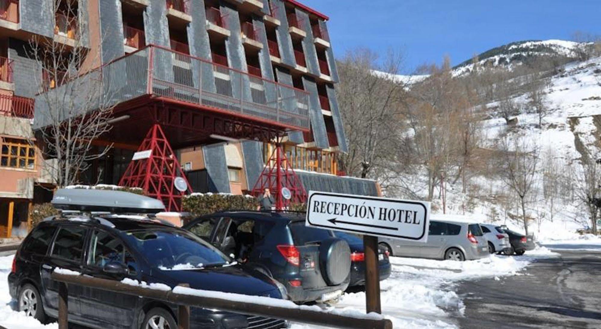 Evenia Monte Alba Hotel Cerler Buitenkant foto